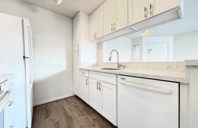 Pet Friendly Ewa Beach Condo with A/C Gallery 3