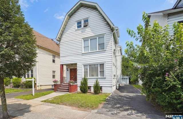 403 Abington Avenue 1st Floor photos photos
