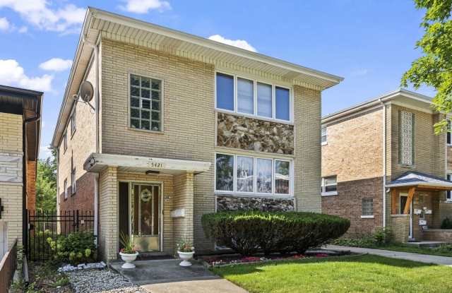 5421 W Windsor Avenue Gallery 1