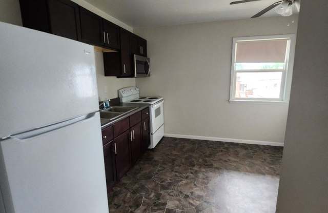 2 Bedroom Apartment Downtown Brunswick photos photos
