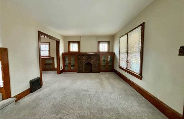 49 W Salome Avenue Gallery 2