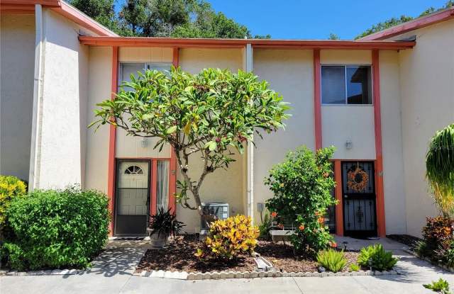 1635 58TH Terrace S Gallery 1