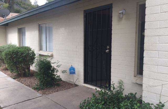920 W LAGUNA Drive Gallery 3