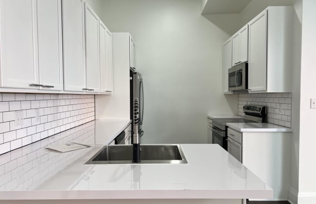 273 Cumberland St - 273 Cumberland Street, Harrisburg, PA 17102