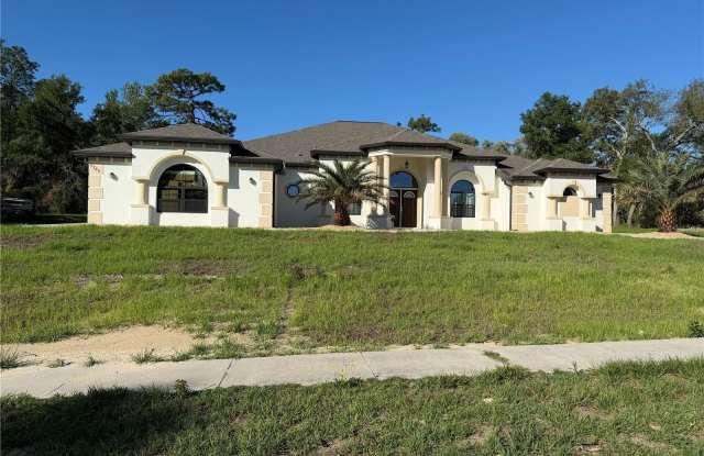 5780 N LENA Drive Gallery 1
