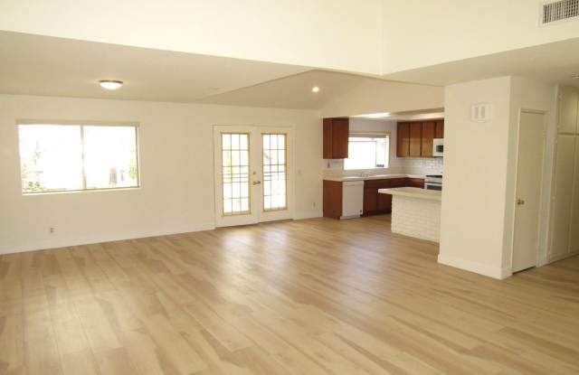 Spacious and Well Maintained 3 Bedroom 2 Bath single Family Home in The City of Corona Gallery 4