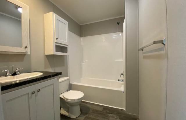 3347 Bissell Road Gallery 4