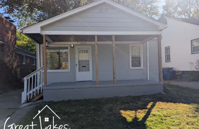 Lovely 3 Bedroom 1 Bathroom now available for rent photos photos