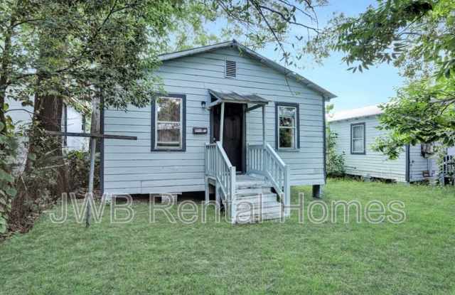 1549 Francis St photos photos