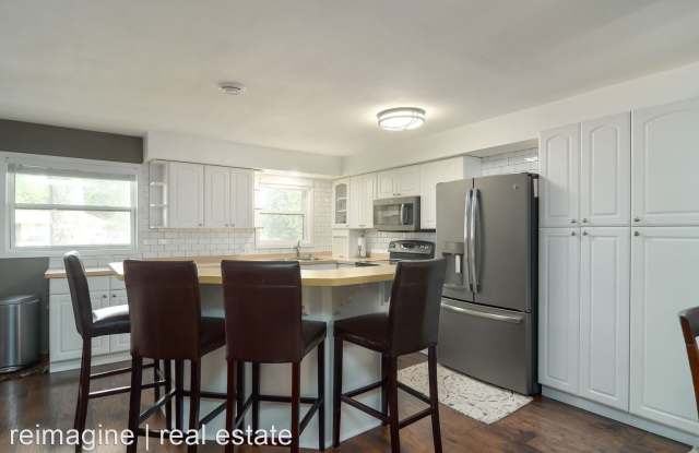 16025 Gleason Lake Road Gallery 4