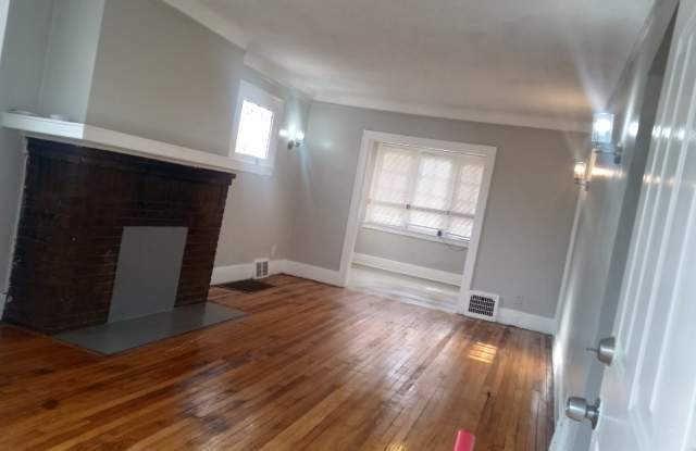 16021 Liberal St Gallery 3