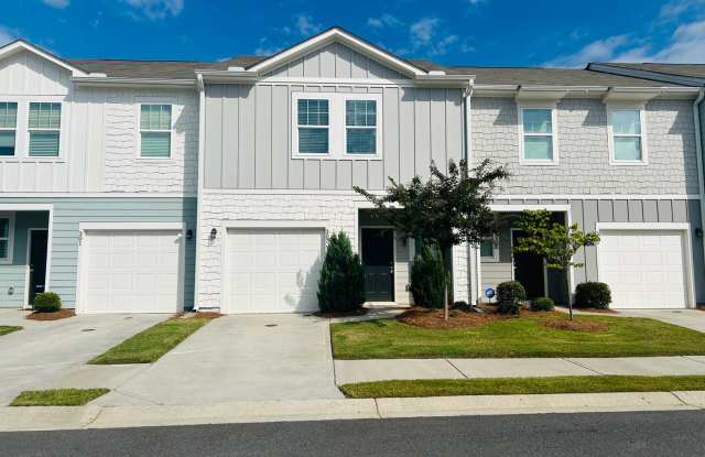 ***MOVE IN SPECIAL - $1000 OFF 1ST MONTHS WITH A 9/30 MOVE IN DATE OR SOONER AND NO APP FEES***Welcome home! Beautiful 3 bedroom, 2.5 bathroom townhome located in Cartersville! Must see! Gallery 1