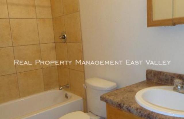 1623 W Tonto St # 2 Gallery 4