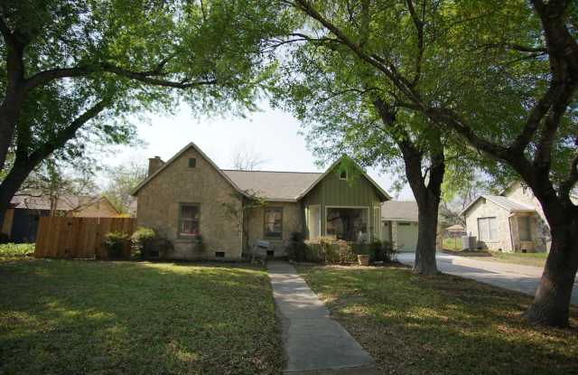 268 Lovera Boulevard photos photos
