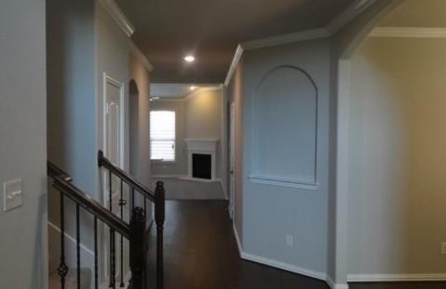16613 Lincoln Park Lane Gallery 2
