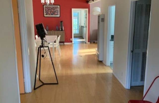 1809 SHELL Avenue Gallery 2
