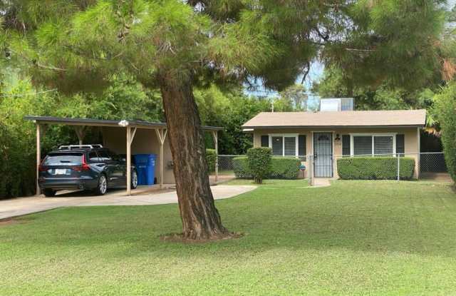 2334 N 29th Place - 2334 North 29th Place, Phoenix, AZ 85008