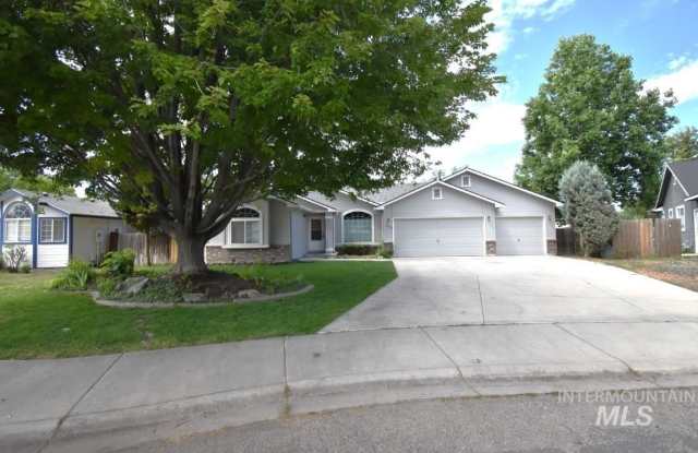 1213 N Shire Ave photos photos