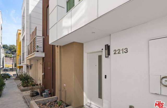 2213 Selig Dr Gallery 4