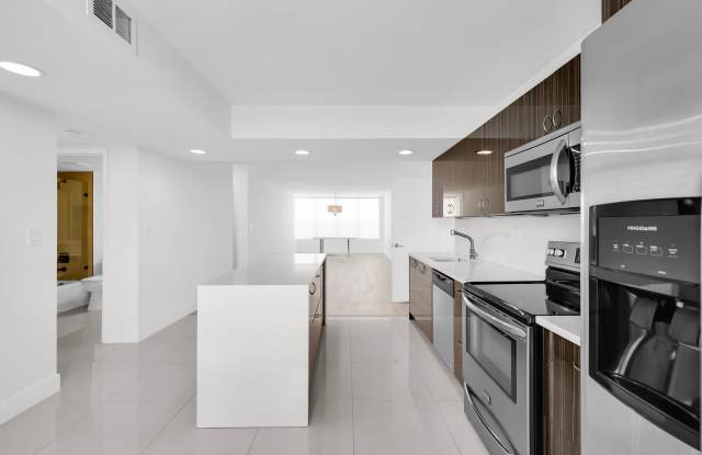 2768 Carambola Circle S Gallery 3