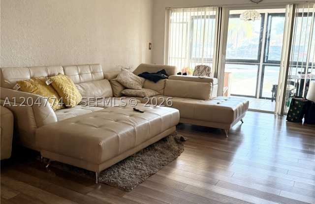 120 Lakeview Dr Gallery 2