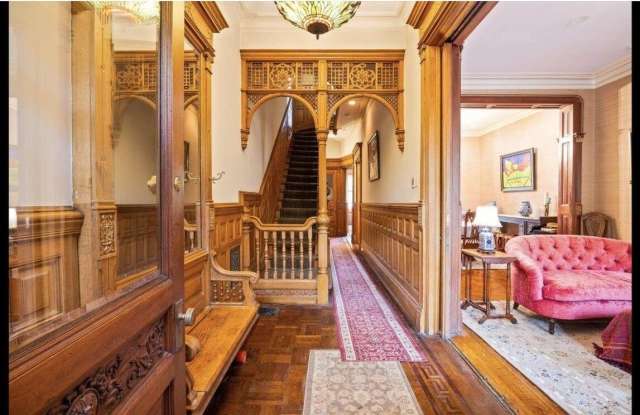 329 CONVENT Avenue Gallery 2