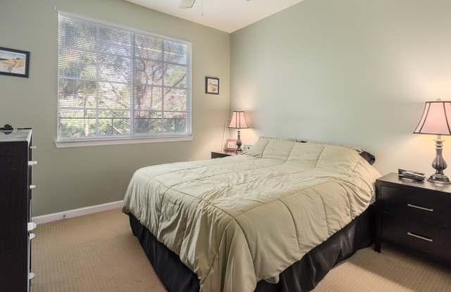 2106 Myrtlewood Circle E Gallery 3