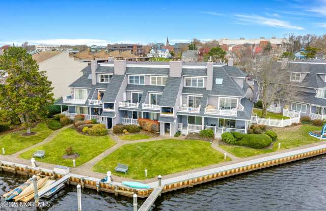 302 Spinnakers Cove - 85 East Water Street, Toms River, NJ 08753
