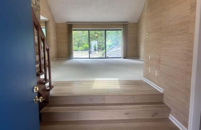 104 Lakeview Estates Gallery 4