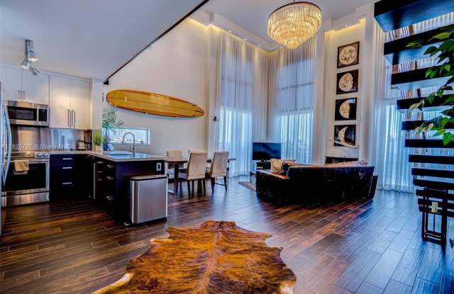 1701 Sunset Harbour Dr photos photos