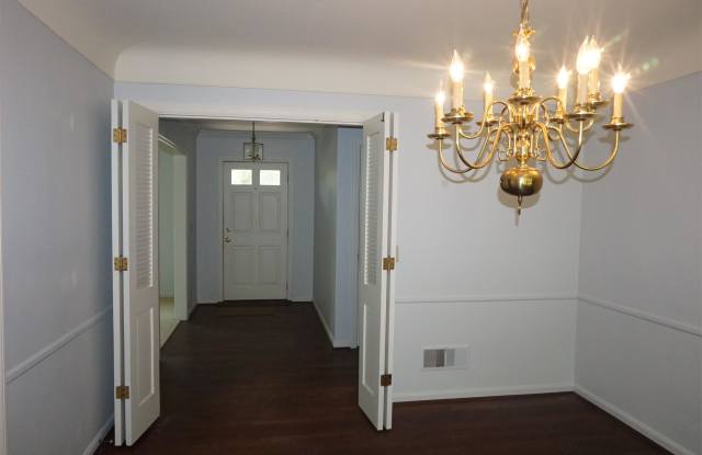 8920 Sandymar Drive Gallery 4