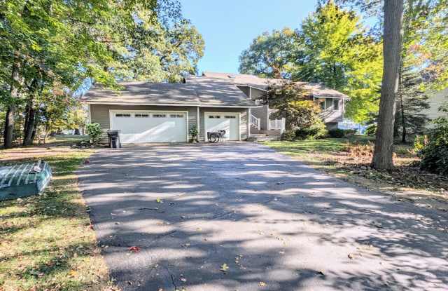 Three Bedroom Home on Austin Lake - 2103 Woody Knoll Drive, Portage, MI 49002