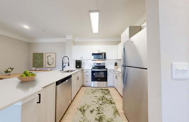 Bristol Village Apartments Gallery 2