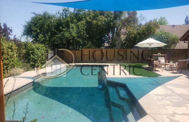 Single-Story Home with Saltwater Pool for Rent in Exclusive Gated Community photos photos
