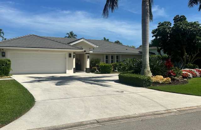 ***LUXURY PARK SHORE POOL HOME*** SEASONAL OR ANNUAL RENTAL***GREAT LOCATION*** Gallery 4