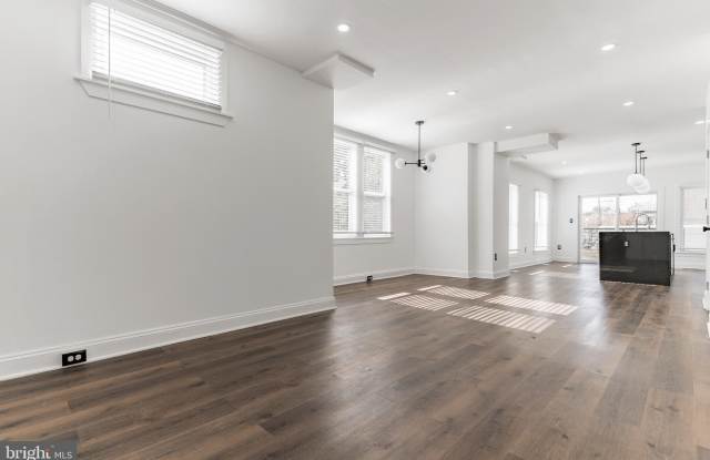 5300 5TH Street NW Gallery 3