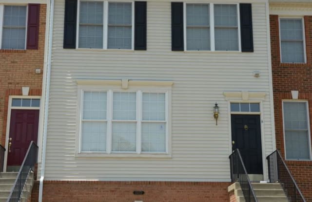 25272 MCINTYRE SQ - 25272 Mcintyre Square, South Riding, VA 20152