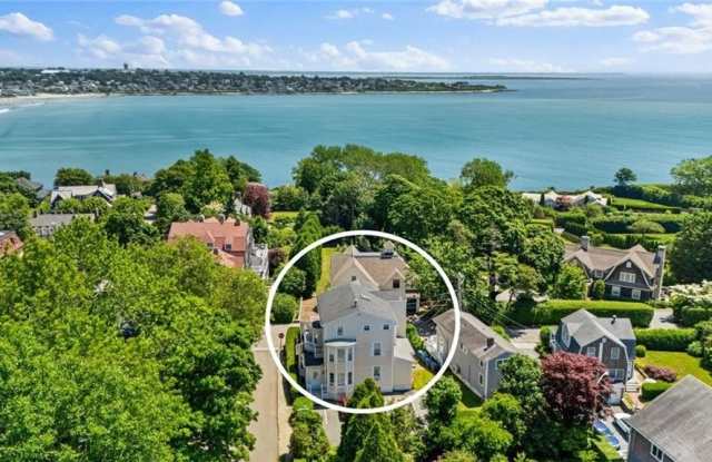 26 Cliff Avenue unit: 4 photos photos