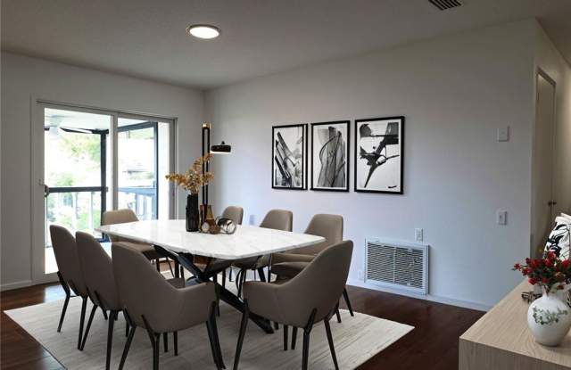 2403 Via Mariposa W Gallery 4