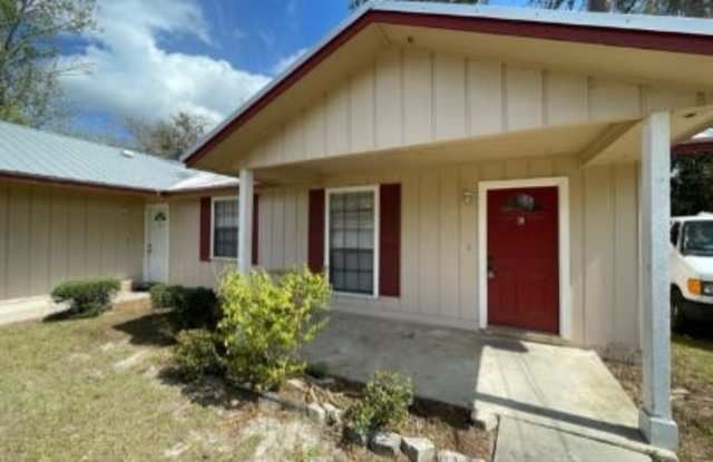 803 Meadowbrook Dr - A - 803 Meadowbrook Drive, Bellair-Meadowbrook Terrace, FL 32073