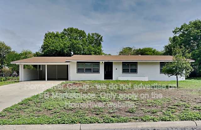 205 Zephyr Dr photos photos