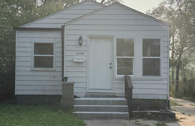 2240 Pierce Street photos photos