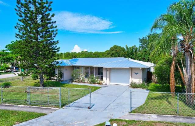 216 NE Mainsail St - 216 Northeast Mainsail Street, River Park, FL 34983