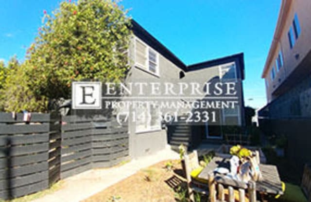 2464 South Centinela Avenue - 2464 South Centinela Avenue, Los Angeles, CA 90064