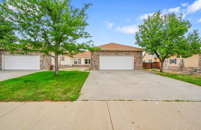 2493 Carriage Dr Gallery 1