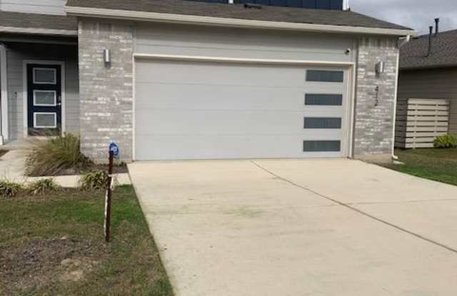 412 Millbrook Blvd - 412 Millbrook Blvd, San Marcos, TX 78666 412 Millbrook Blvd - 412 Millbrook Blvd, San Marcos, TX 78666