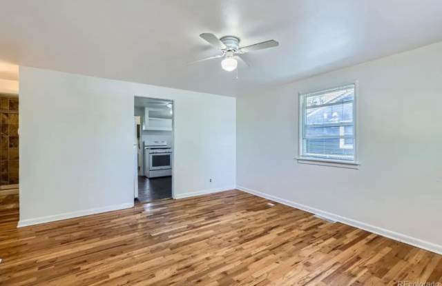 5424 Saulsbury Court Gallery 2