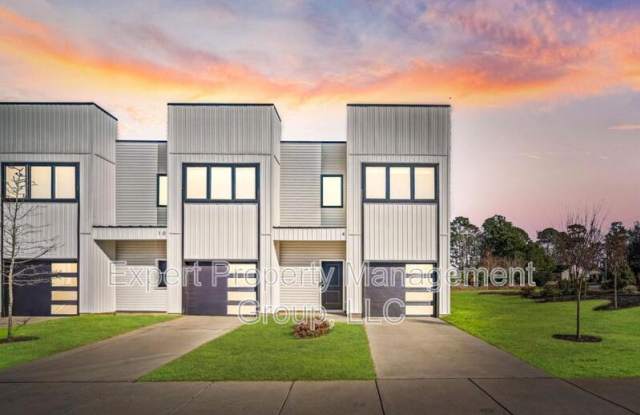 4 S Laird Dr photos photos