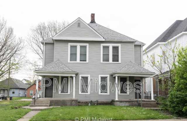 103 N State Ave photos photos