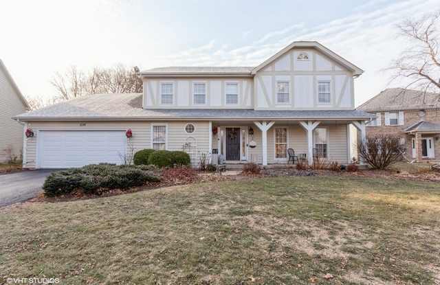 624 Arlington Avenue - 624 Arlington Avenue, Naperville, IL 60565